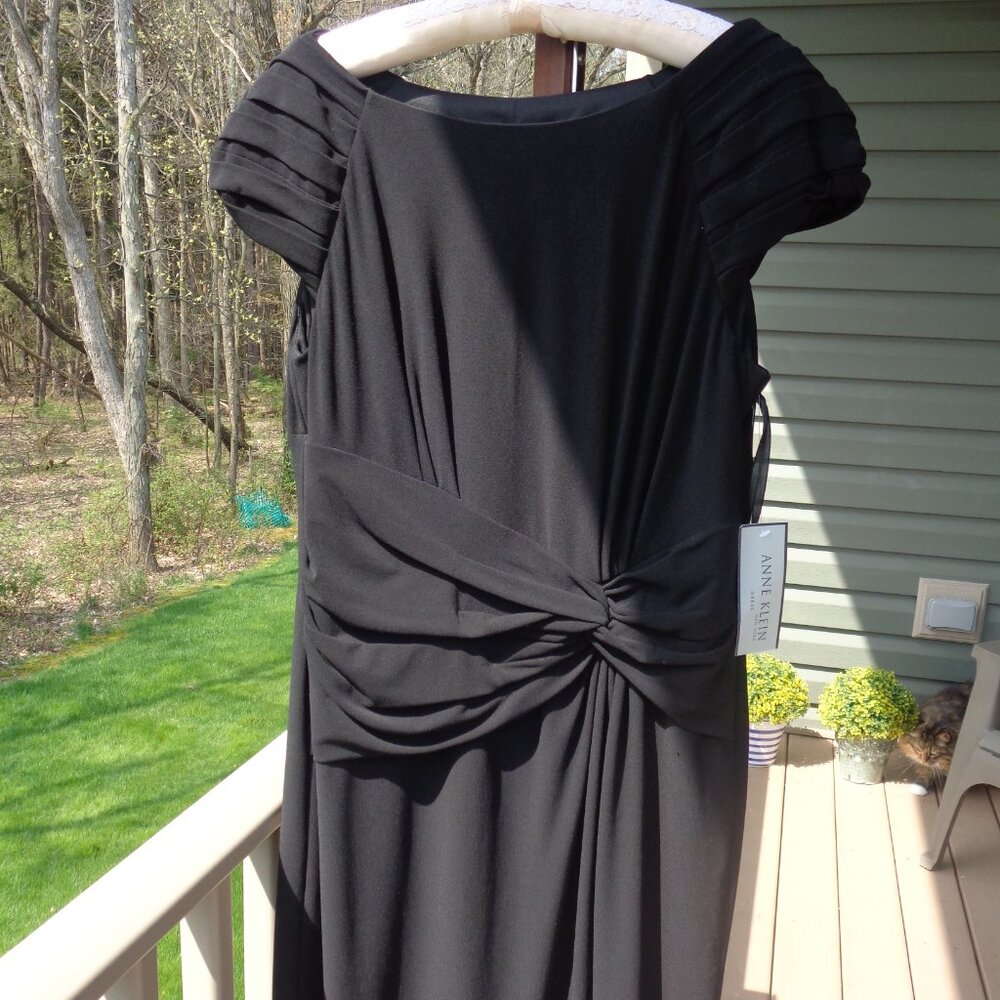 Anne Klein New York Black Dress Cap Sleeves NWT